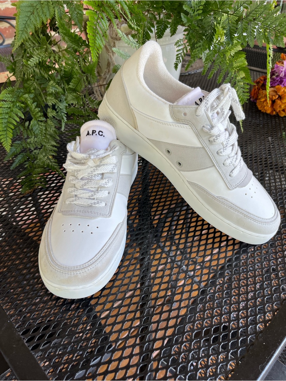 A.P.C. Plain White and Light Gray  Sneakers size EU 40
